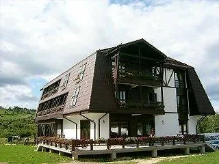 Wolf 2 Hotel 4*